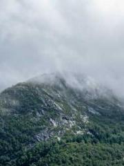 Bones-Eating Marriag